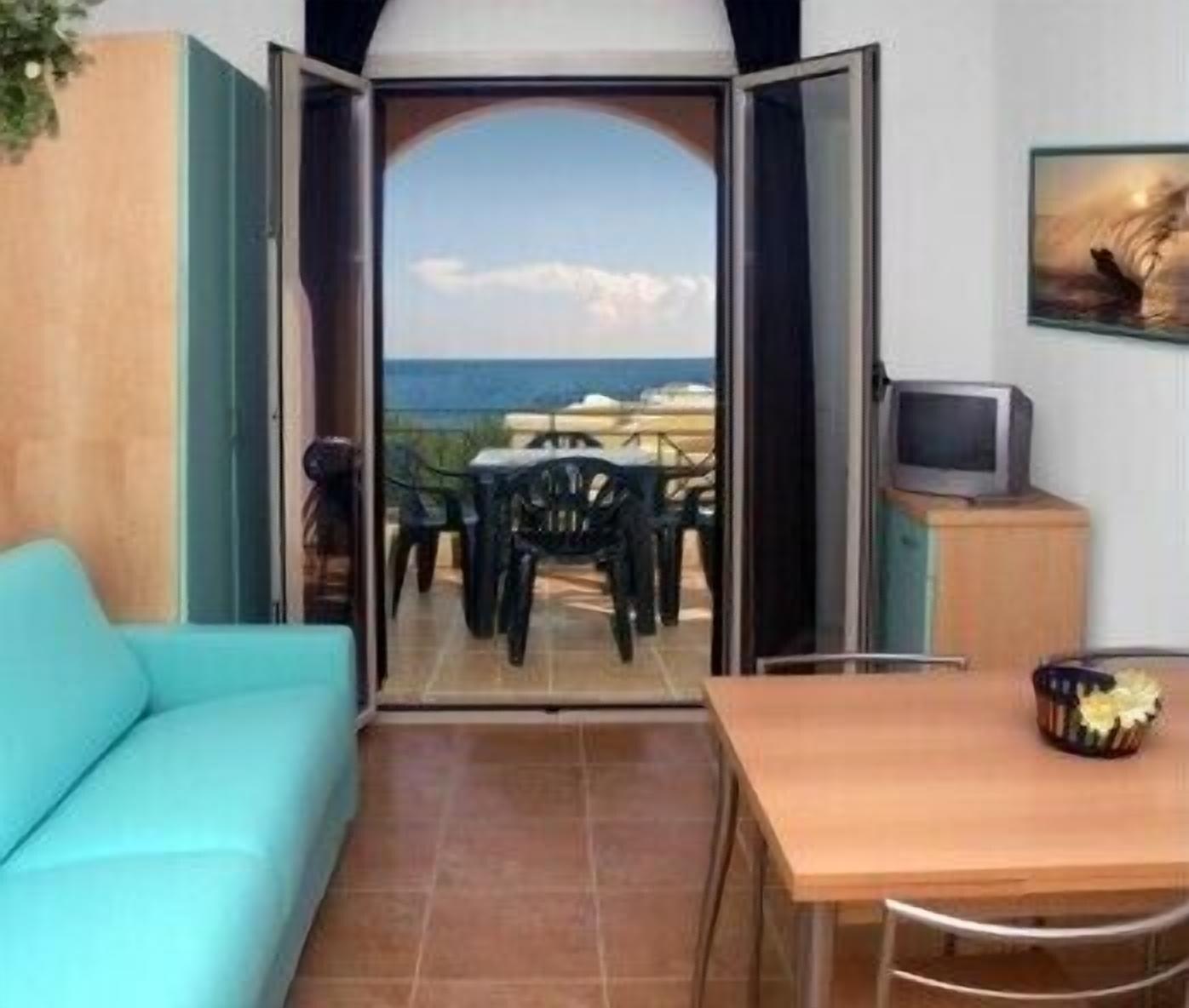 Oasi D'Oriente Aparthotel Santa Cesarea Terme Exteriör bild