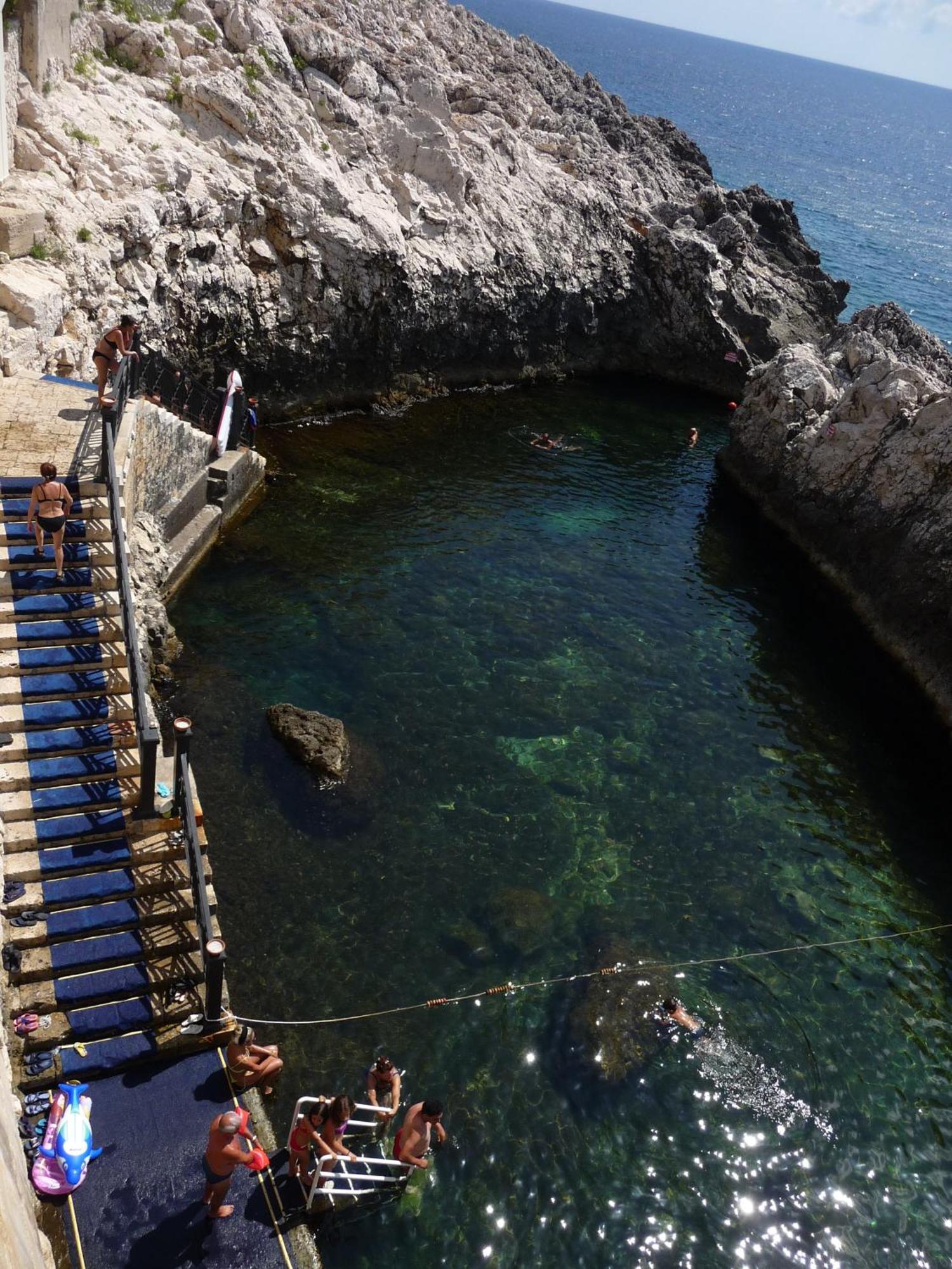 Oasi D'Oriente Aparthotel Santa Cesarea Terme Exteriör bild