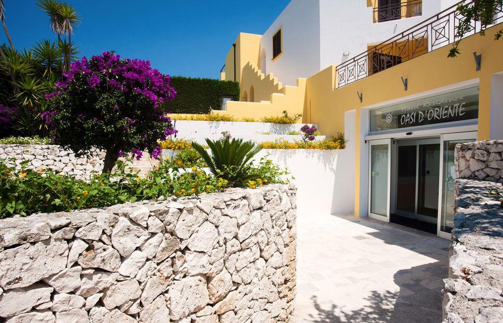 Oasi D'Oriente Aparthotel Santa Cesarea Terme Exteriör bild