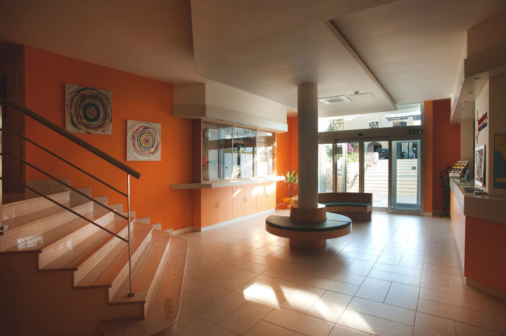 Oasi D'Oriente Aparthotel Santa Cesarea Terme Exteriör bild